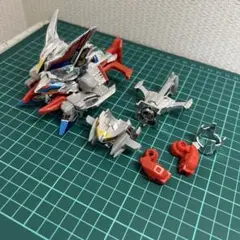 ビーダマン スプレッドワイバーン シルバー メッキ 組み立て済み ジャンク 限定】スプレッドワイバーン シルバーメッキver. - メルカリ