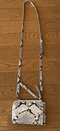 PLST お財布ショルダー