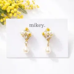 母の日 ミモザ ピアス パール 揺れる フラワー 春アクセサリー ハンドメイド