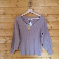 ●新品　r.p.s アールピーエス ボリューム袖Ｖネックリブニット