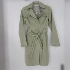 ライトグリーン トレンチコート
