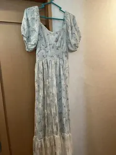 フラワープリントワンピース