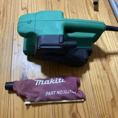 マキタ 76mmベルトサンダ M990【替ベルトおまけ付き】 - メルカリ
