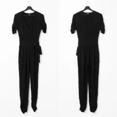 ​GUESS カシュクール ジャンプスーツ サロペット 黒 XSのサムネイル