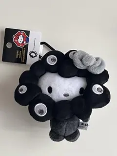 大阪万博 サンリオ キティ 黒ミャクミャク モノクロ カラナビ付きぬいぐるみ サンリオ - ミャクミャクカラビナ付マスコット 黒 大阪万博