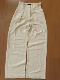 ZARA ベージュ ハイウエストカジュアルパンツ　サイズ24