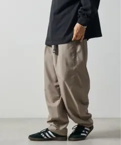 フリークスストア　限定　ワイドシルエット TR クライミングスラックス Lサイズ