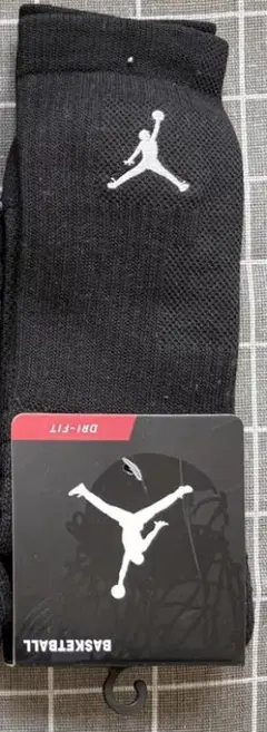 Item thumbnail for item 0653dfef-1080-459a-8915-10d886c3f41f