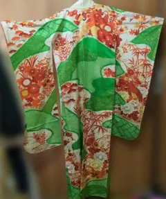 ☆未使用☆振袖 単品 化繊 薄ピンク系八咫烏模様振袖 - メルカリ