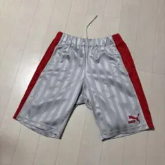 PUMA ハーフパンツ シルバー レッド Lサイズのサムネイル