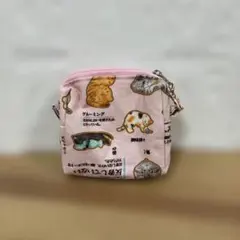 ハンドメイド 猫柄 ポーチ ピンク　猫図鑑　猫のチャーム付き