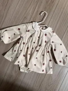 アプレレクール　花柄刺繍ロンパース サイズ80