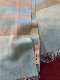 BURBERRY チェック柄 ストール ライトブルーのサムネイル
