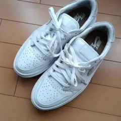 Nike Air ホワイトスニーカー