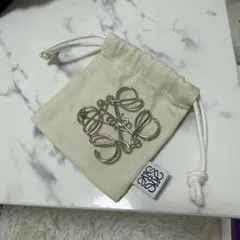 極美品✨ LOEWE ロエベ ブローチ アナグラム シルバー 希少 2161