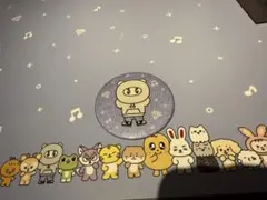 バーノン　SEVENTEEN　ミニティーン　MINITEEN　　缶バッジ