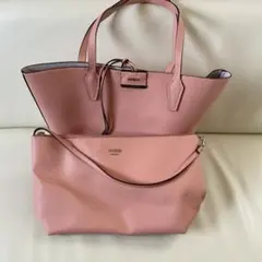 GUESS ゲス　トートバッグ　ピンクのサムネイル