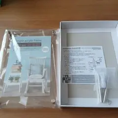 新品・未開封　シンプル　アクリル　フレーム
