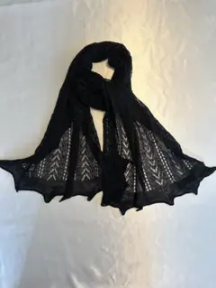 UNTITLED アンタイトル ラメ透かし編みストール 黒のサムネイル