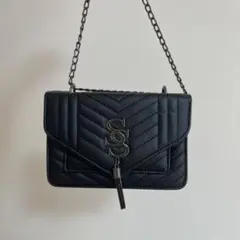 ショルダーバック人気！！！黒バック