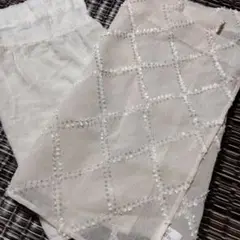 ホワイト刺繍入りカフェカーテン２枚組