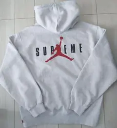 シュプリーム パーカー