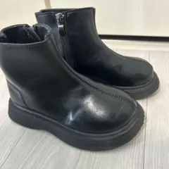 Item thumbnail for item b034a24a-90f9-42a4-8196-cf1a387cc42b