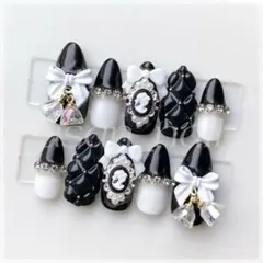 〖 現品 〗ネイルチップ189量産型地雷系ブラック黒フレンチガーリーキルティング