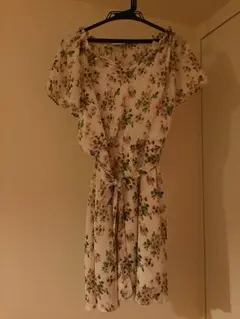 美品 foever21 花柄ワンピ