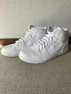 ナイキ エアジョーダン1 ミッド 