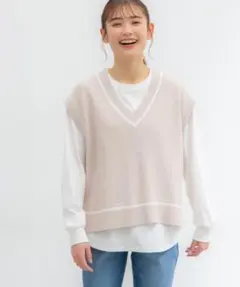 ベージュ Vネック ニットベスト　春コーデ