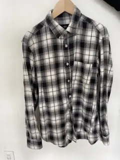白黒チェック柄 長袖シャツ