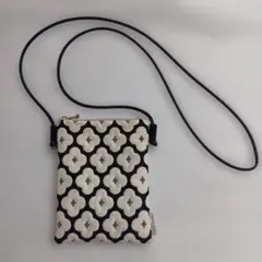 【美品】花模様 サコッシュ バッグ