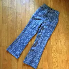 美品AZUL by moussyペイズリー柄 ブーツカットパンツ　サイズS