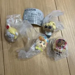 ガチャ　ギャルなクレヨンしんちゃん　全4種 コンプリート