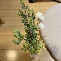 造花と花瓶