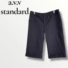 アヴェアヴェ　スタンダード　ストライプ ショートパンツ ダークグレー　Sのサムネイル