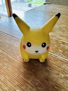 ピカチュウ？ メタモン ソフビ フィギュア - メルカリ