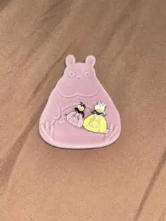 千と千尋の神隠し 坊ネズミ お皿 ピンバッジ