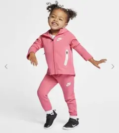 Nike フード付きジャケットとパンツセット 24Mのサムネイル