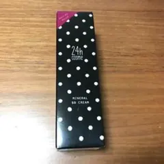 24h cosme ミネラルBBクリーム 01ライト 17mlのサムネイル