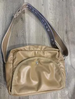 ARÂM ショルダーバッグ ベージュ