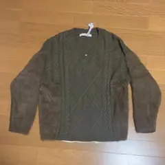 ガリャルダガランテ⑅◡̈*カーキVネック ニットセーター