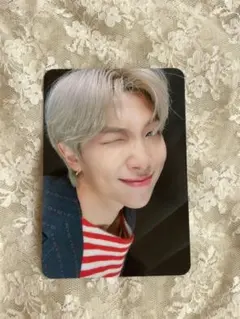 BTS 公式トレカ アミボムver.4 V MOS ペンライト