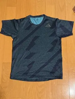 adidas Tシャツ