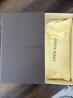 LOUIS VUITTON ギフトボックス 収納袋付き