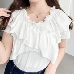 マルチウェイオフショルクロスフリルTシャツのサムネイル
