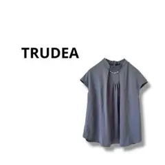 【TRUDEA】半袖　ブラウス　シャツ　上品　グレー　Mのサムネイル