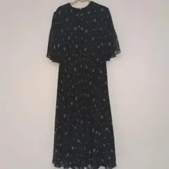 新作☆美品☆CELFORD 【洗える】【接触冷感】フリルシフォンワンピース