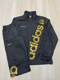 adidas ウィンドブレーカー　セットアップ
